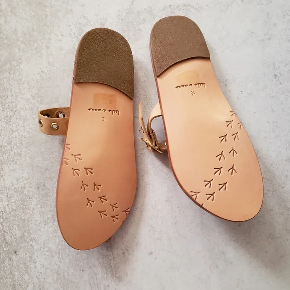 Beek Maleo Leather Slip On Sandals Sz 10 Sand Tan Buckle Slides Summer
