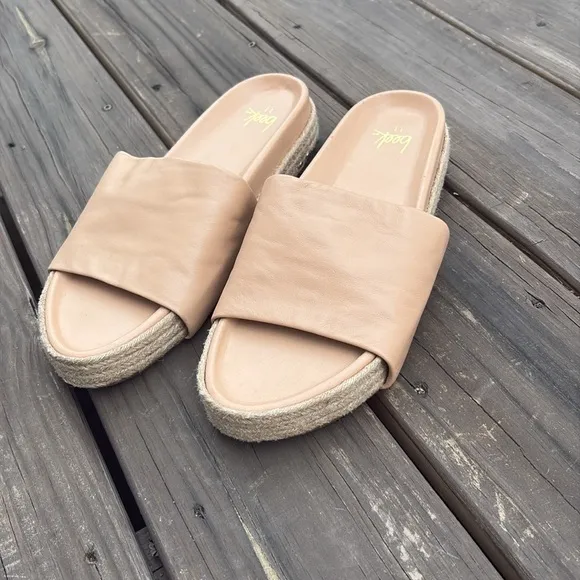 Beek | Pelican Jute Platform Sandal