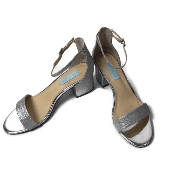 Betsey Johnson SB-MIRI Silver Sparkly Sandals–Women's 8.5–Low Heel Wedding Shoes