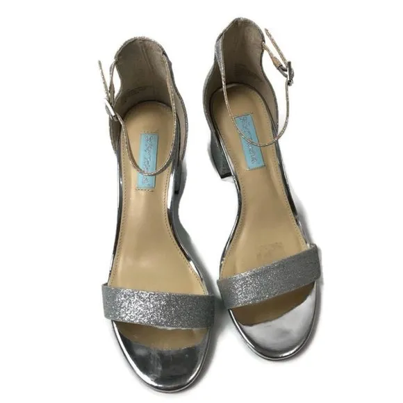 Betsey Johnson SB-MIRI Silver Sparkly Sandals–Women's 8.5–Low Heel Wedding Shoes