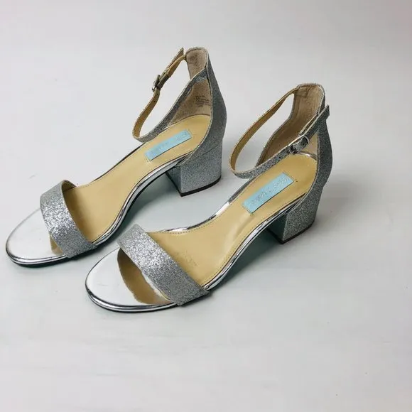 Betsey Johnson SB-MIRI Silver Sparkly Sandals–Women's 8.5–Low Heel Wedding Shoes