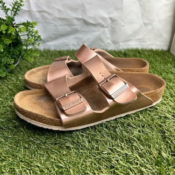 Birkenstock Arizona KidsBirko-Flor- Electric Metallic Copper$59.95 gently used