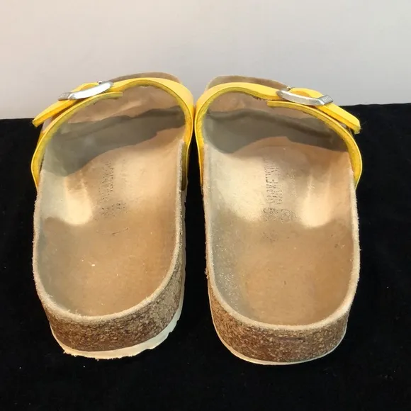 Birkenstock Madrid Bright Yellow Patent Leather Sandals Size 39 US 8/8.5