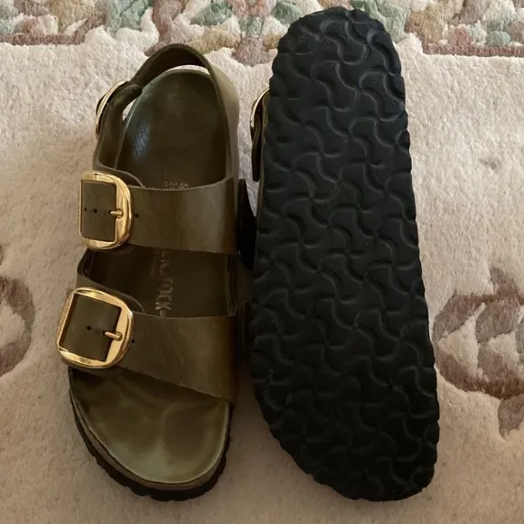 BIRKENSTOCK OILED LEATHER BIG BUKLE OLIVE SANDALS SIZE EU40/US9-9.5
