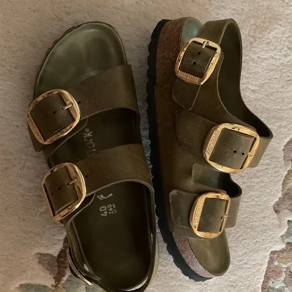 BIRKENSTOCK OILED LEATHER BIG BUKLE OLIVE SANDALS SIZE EU40/US9-9.5