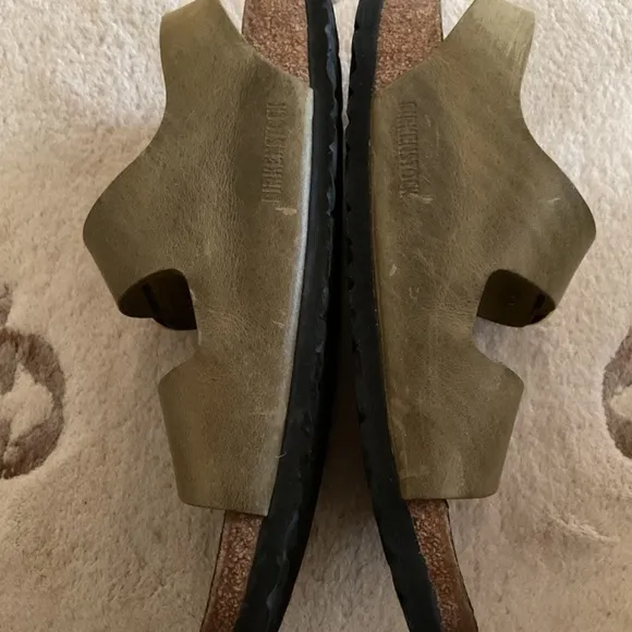 BIRKENSTOCK OILED LEATHER BIG BUKLE OLIVE SANDALS SIZE EU40/US9-9.5