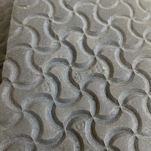 BIRKENSTOCK slip sandals