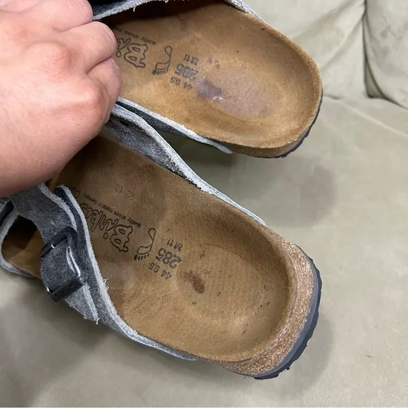 Birki’s Birkenstocks gray leather sandals 11