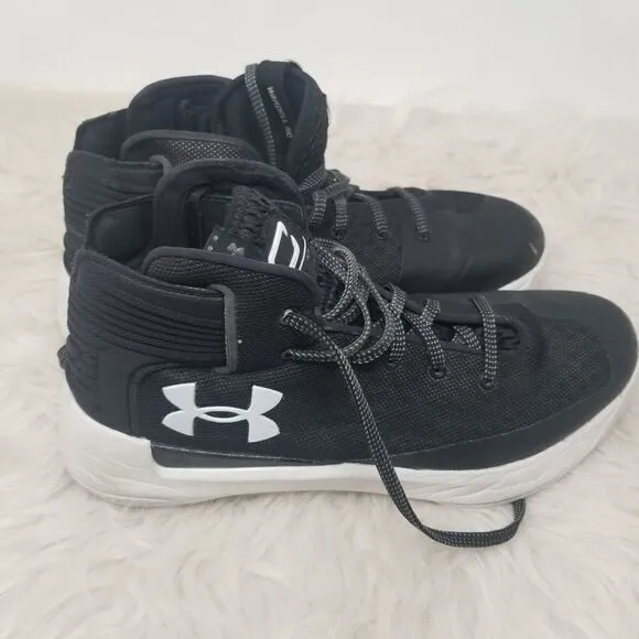 Black Under Armour Sneakers. Size 7.5
