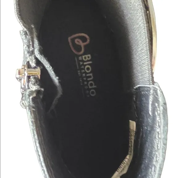 Blondo Black Chunky Heel Waterproof Boots with Buckle Detail EUC