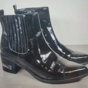 Blondo Elvina Waterproof patent Leather Ankle Boots black size 6.5