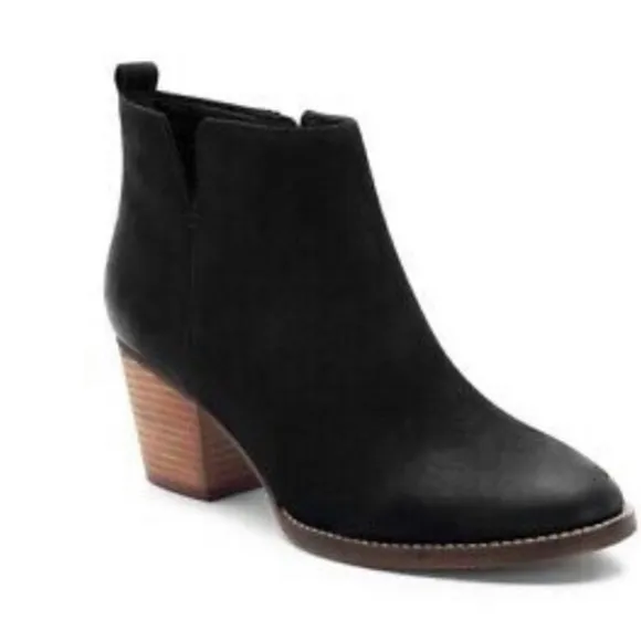Blondo Norma Nubuck Waterproof Black Suede Ankle Boots
