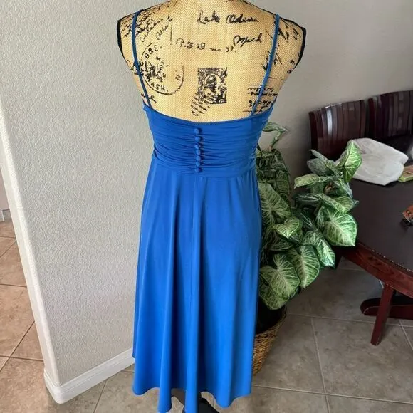 Blue V-Neck Dress with Ruched Waist - Fits Size M, Minor Flaws (Snags/Pilling)