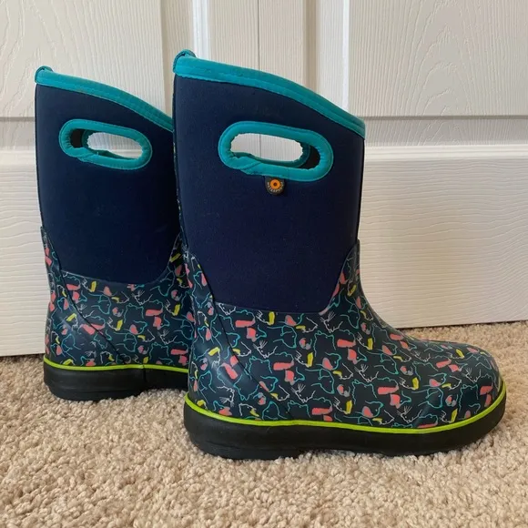 BOGS bloom kids classic ll pets print youth size‎ 2