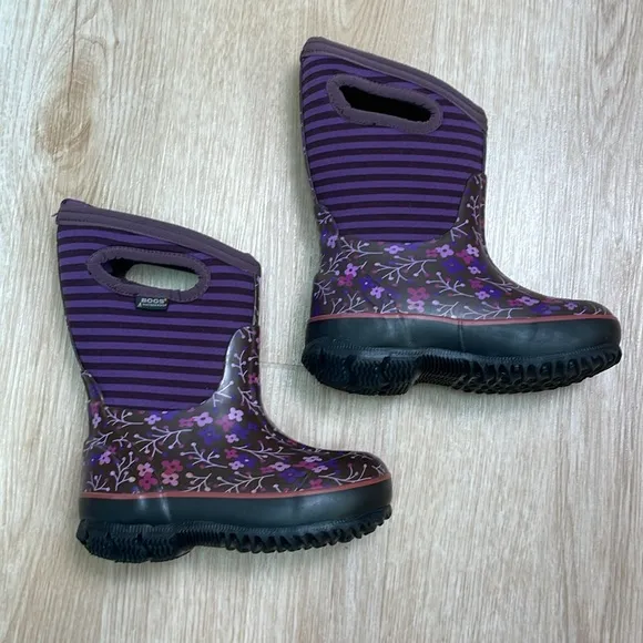 Bogs Little Girls Purple Flower Striped Waterproof Boots Size EU 25 US Kids 9