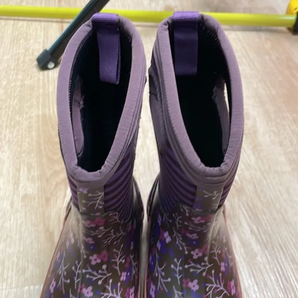 Bogs Little Girls Purple Flower Striped Waterproof Boots Size EU 25 US Kids 9