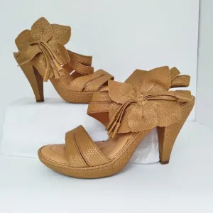Born Crown Brown Snakeskin Leather Huge Flower Open Toe Sling Back Sandals Sz7
