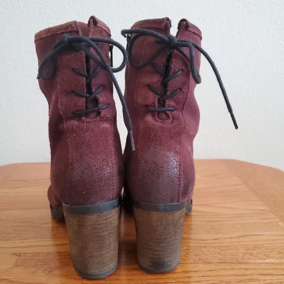 Bos &amp; Co Barlow Waterproof Ruched Suede Chunky Heel Plum Back Laces Women's 39
