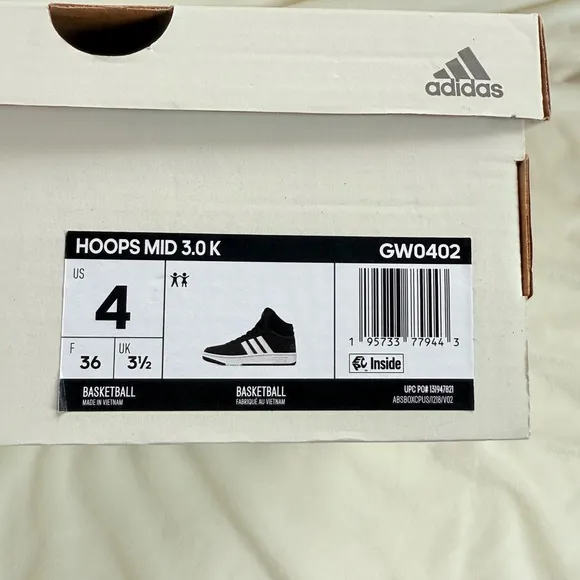BOYS' ADIDAS HOOPS MID 3.0 Basketball SNEAKERS US size 4 Black/White