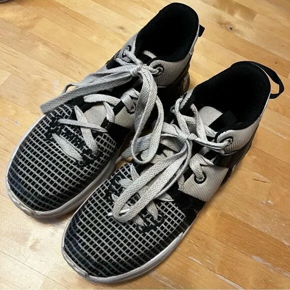 Boys' Nike Big Kid Lebron Witness VII Basketball Shoes Youth 4.5Y see photos