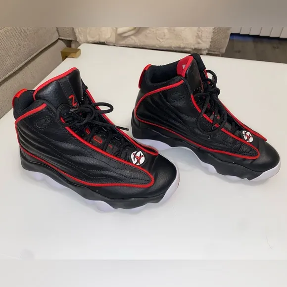 boys youth Jordans sneakers