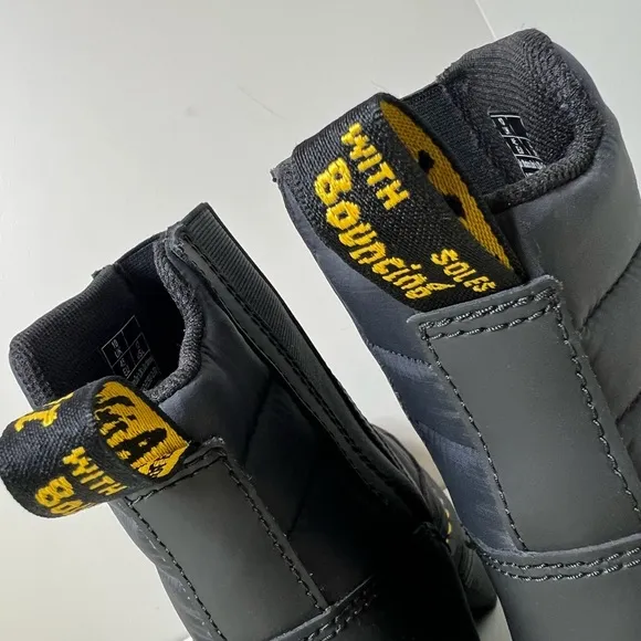 Brand New Dr. Marten US12 Audrick Quilted Platform Black Chelsea Boot Air Wave