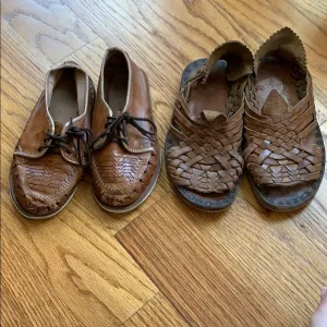 Bundle 2 little boys leather Mexican sandals