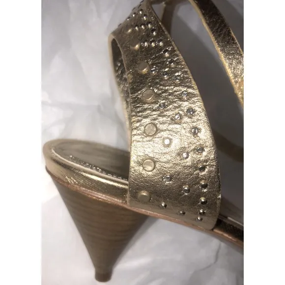 BURBERRY Hansel Runway Gold Studded Strap Cone Kitten Heel Sandals New 40