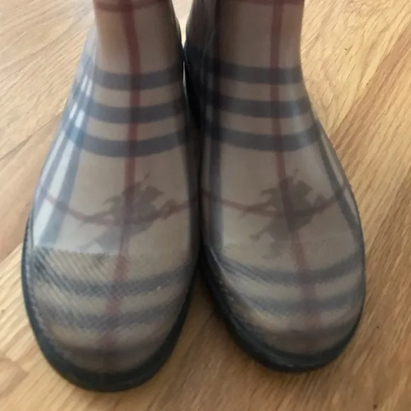BURBERRY Rain boots- classic Authentic
