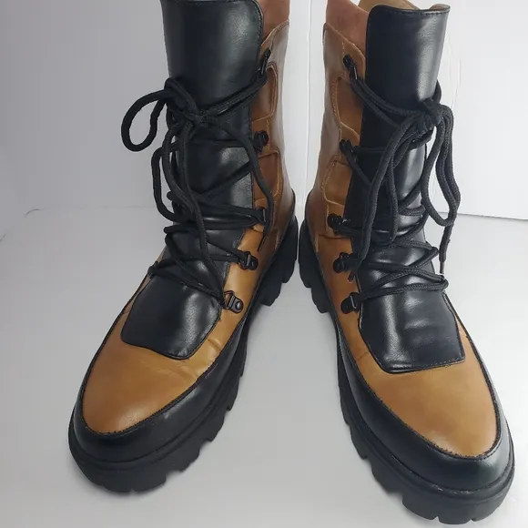 C Woman's Lace Up Combat Moto Boots Chunky Sole Block Heel Whimsycal Goth Sz 8