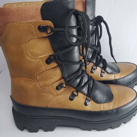 C Woman's Lace Up Combat Moto Boots Chunky Sole Block Heel Whimsycal Goth Sz 8