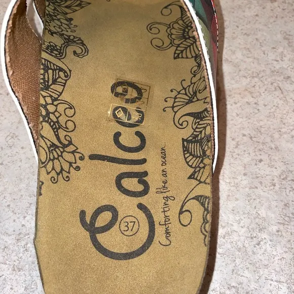 Calceo Multi Color Sandals Size (37) 6.5