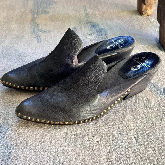 CALLEEN CORDERO ZUTA SLIDE MULE BLACK STUDS LEATHER SANDALS SIZE 9