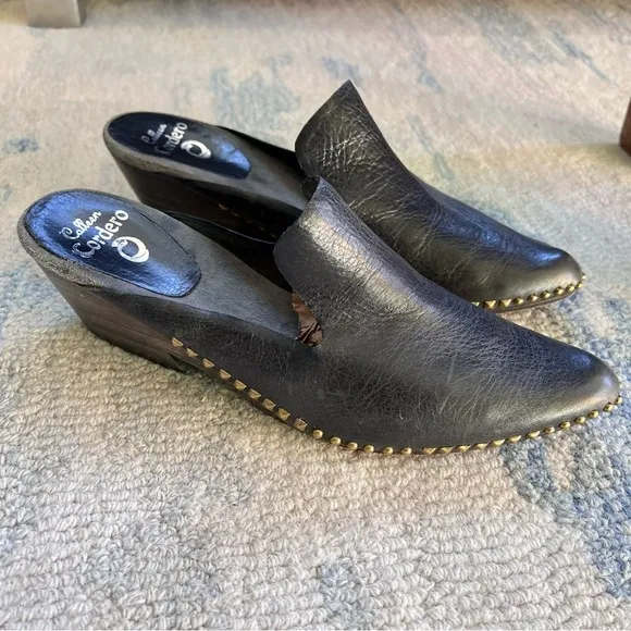 CALLEEN CORDERO ZUTA SLIDE MULE BLACK STUDS LEATHER SANDALS SIZE 9