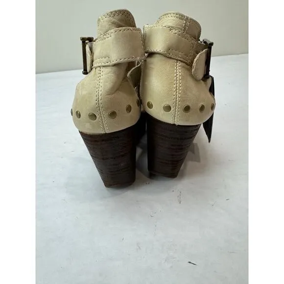CAT Caterpillar Beige Tan Distressed Leather Stretch Leather Sandals - Size 5