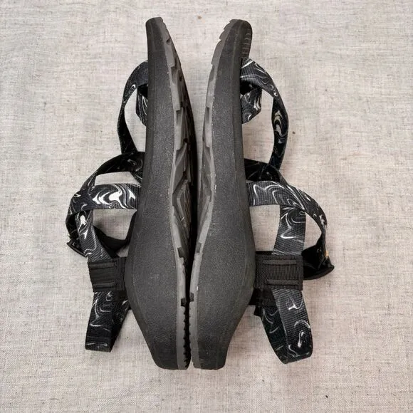 Chaco ZCloud 2 Sandals Black White Polyester Hiking Outdoor Strappy Slip On sz 9