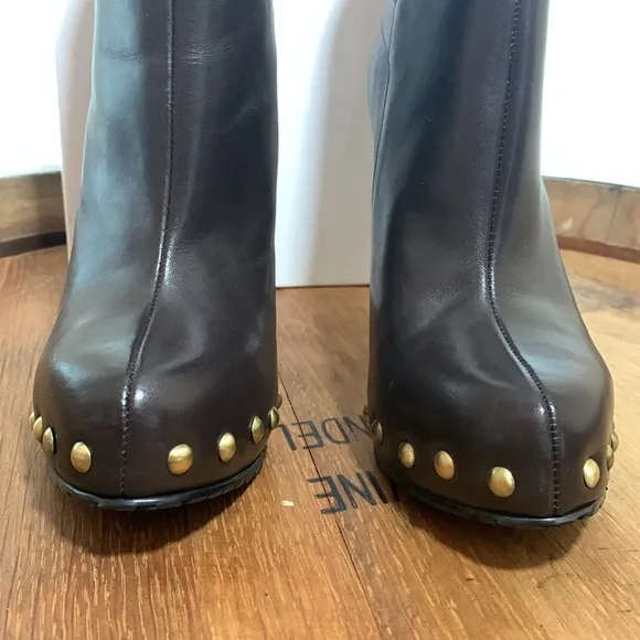 Charles David NIB Biff Brown Leather High Heel Stud Buckle Platform Boots 6.5 B