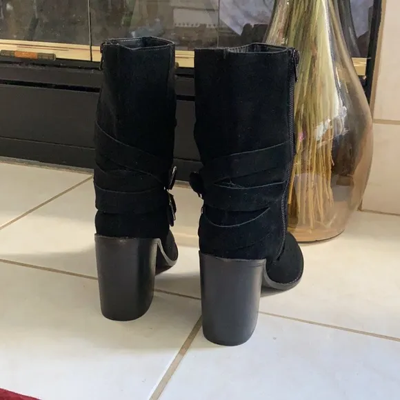 Chelsea and Violet Vicki Boots.