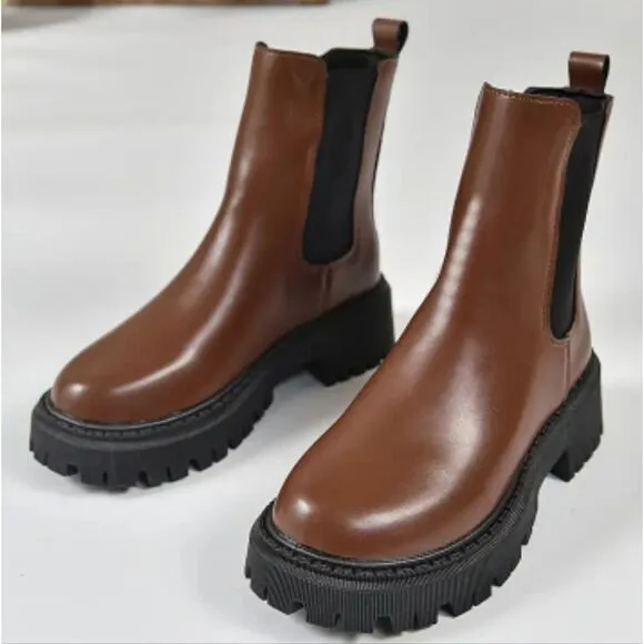 Chelsea Chunky brown boots sz 8