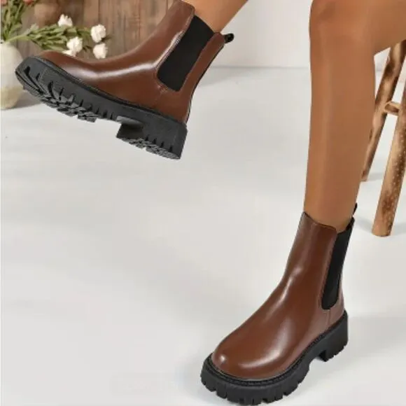 Chelsea Chunky brown boots sz 8