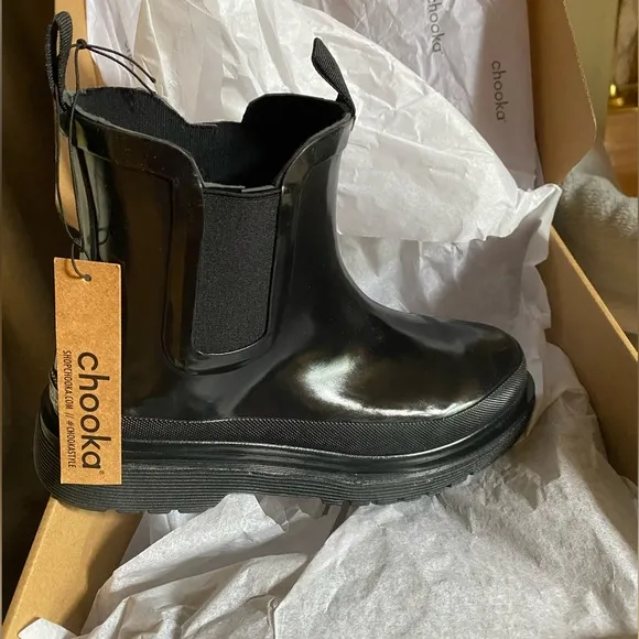 Chooka Damascus waterproof Chelsea boots