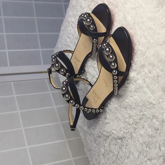 Christian Louboutin Leather sandal