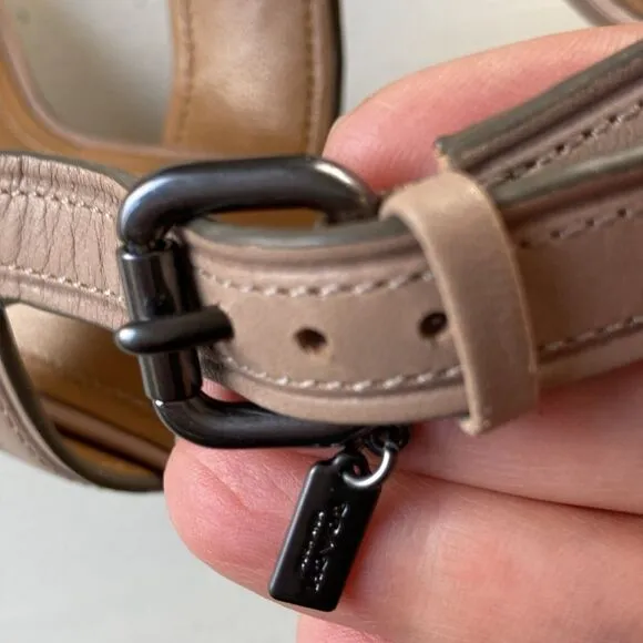 Coach Mandy Semi Matte Calf Stone Leather Studded Sandals Women’s 9.5 B EUC