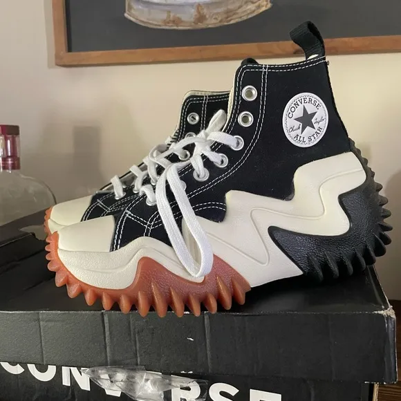 Converse Run Star Motion 'Black Gum Honey' 171545C Women’s size 5 mens size 3.5