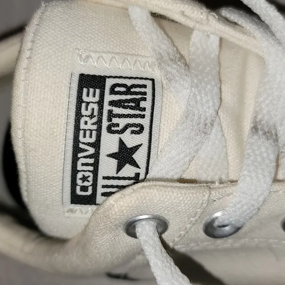 Converse shoes sneakers canvas off-white black letters sz 8