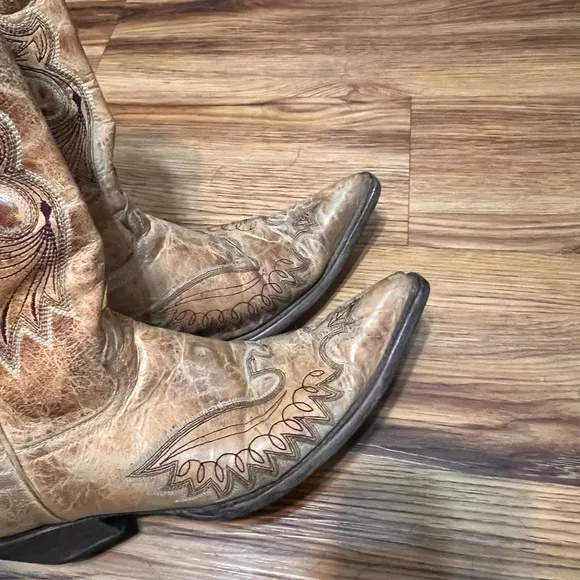 corral boots 8.5