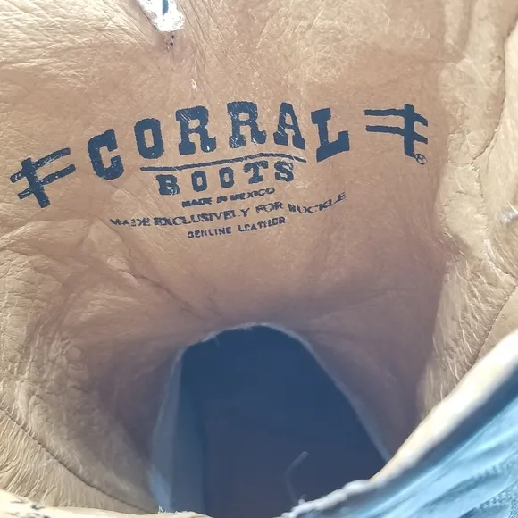CORRAL  COWBOY BOOTS