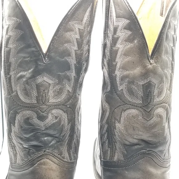 CORRAL  COWBOY BOOTS