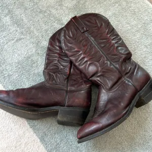 Cowboy/Western Boots