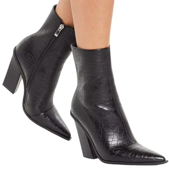 Crocodile Ankle Boots Black Faux Leather Booties NastyGal Alligator Print Size 8